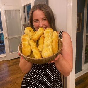 Meet your Posher, Olivia